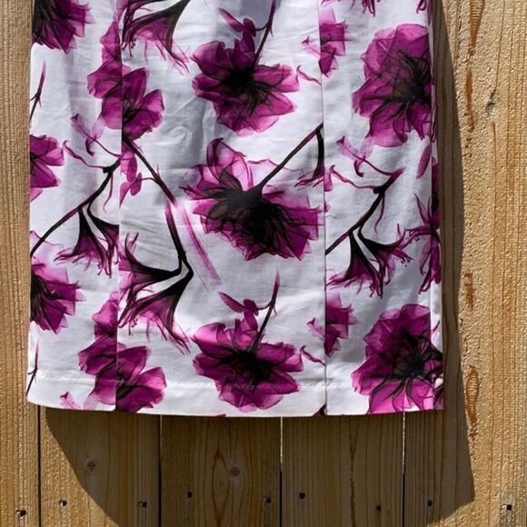 Take 50% OFF- Worthington Women’s Skirt, Size-8 - Picture 3 of 7